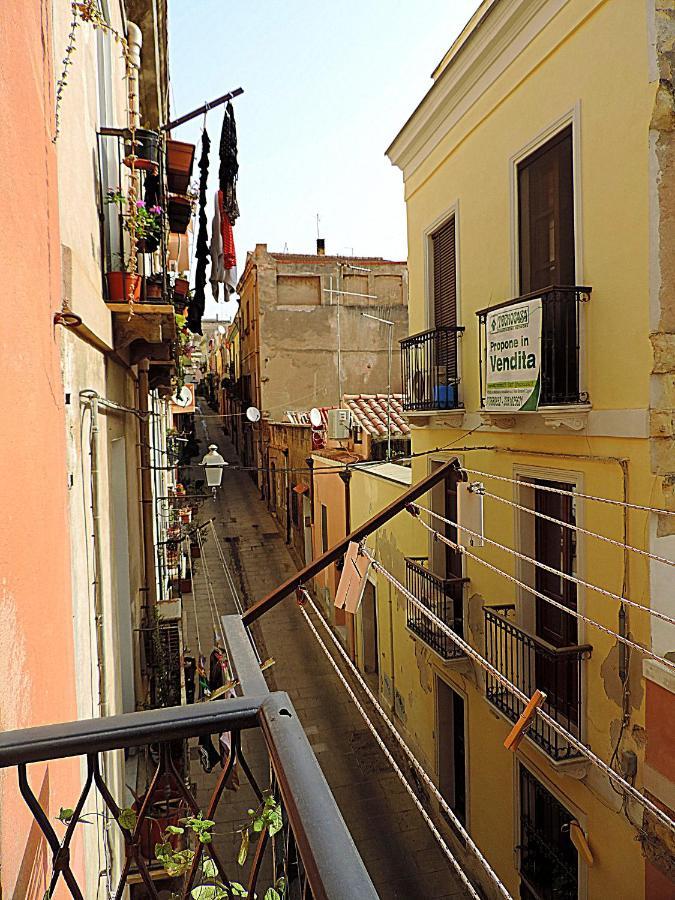 Bed and Breakfast Sa Fabbrica de Sant'Anna Cagliari Exterior foto
